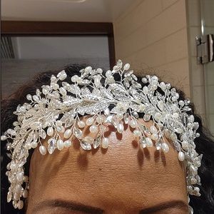 Bridal headpiece